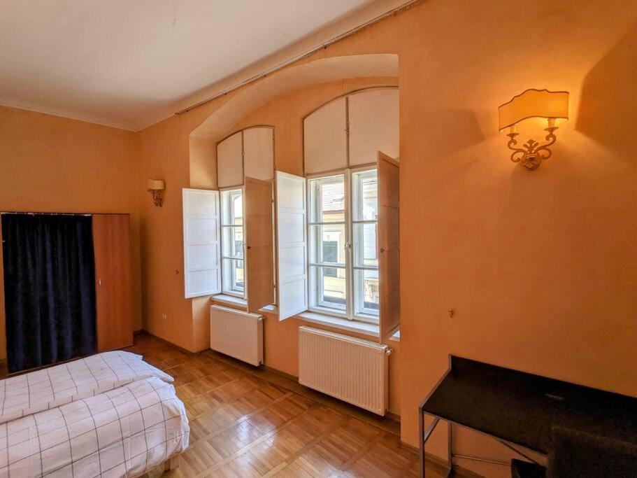 Boheme Central Apartment تيميشورا المظهر الخارجي الصورة