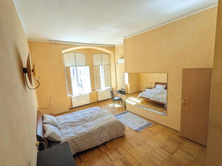 Boheme Central Apartment تيميشورا المظهر الخارجي الصورة